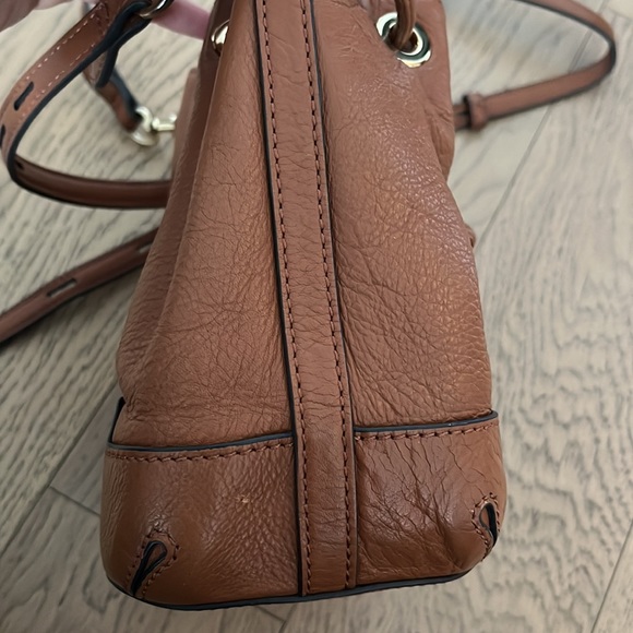 Rebecca Minkoff Bucket  crossbody purse - Picture 5 of 5